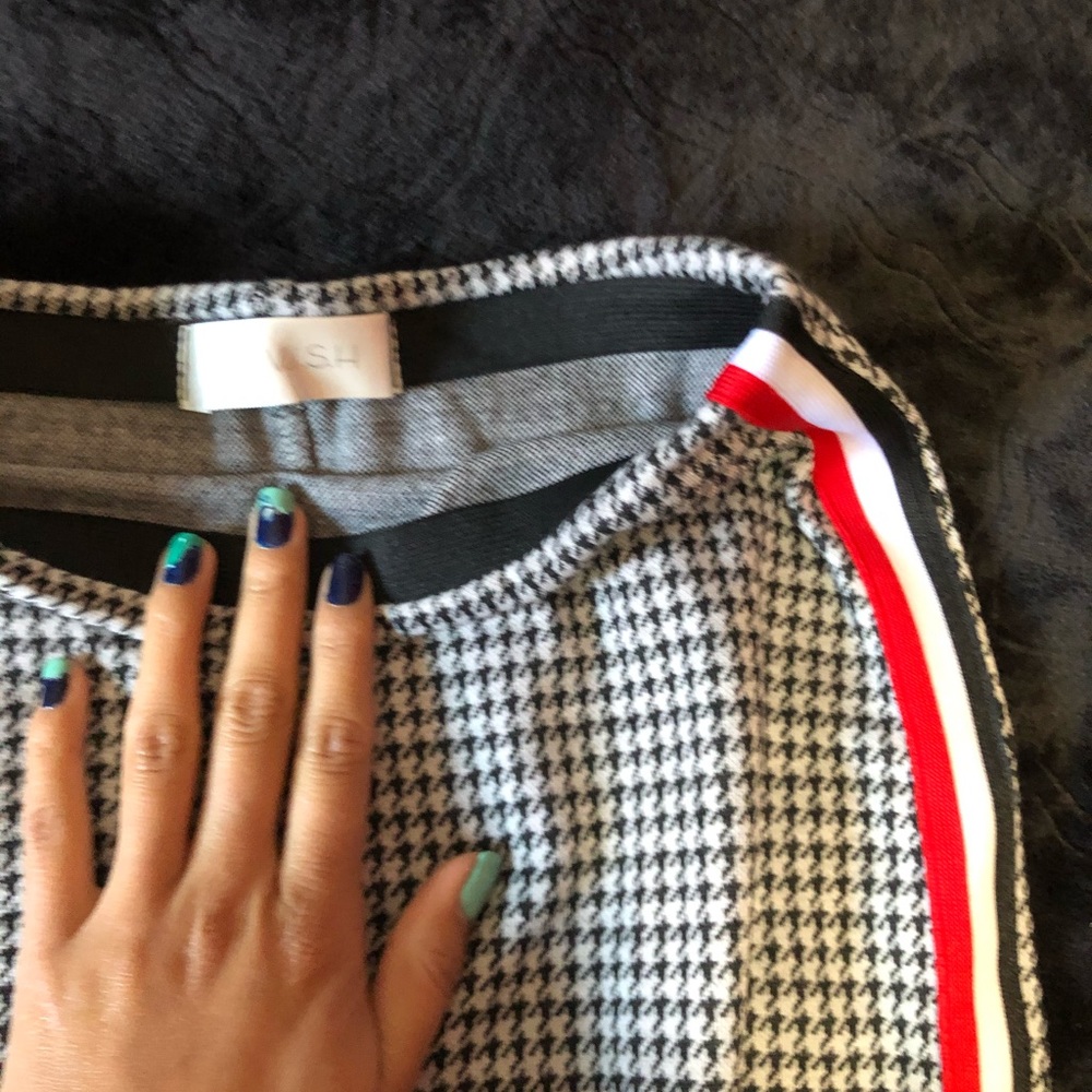 Skirt - Picture 3 of 3